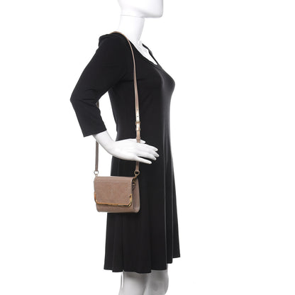 Louis Vuitton Vernis Rossmore PM Beige Poudre 2 of 9