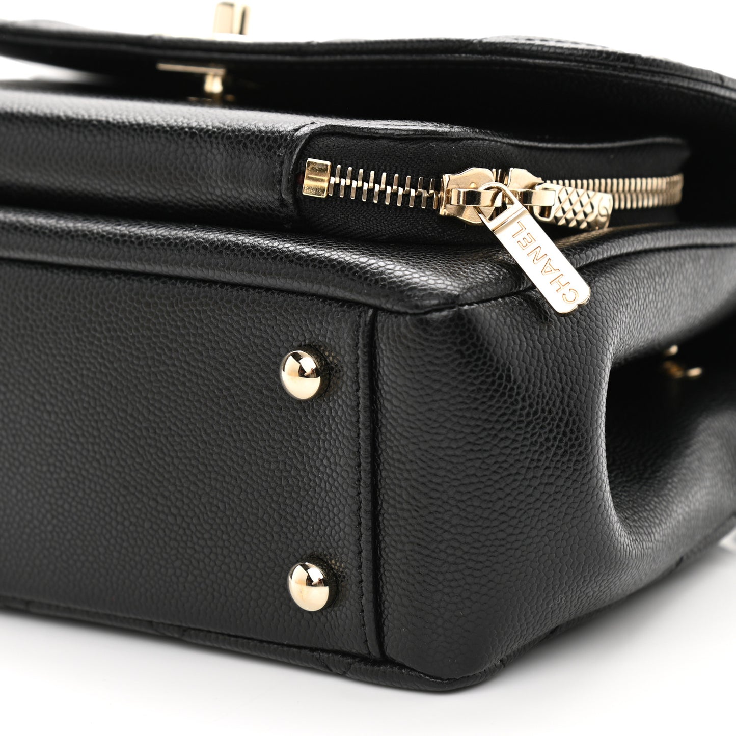 Caviar Quilted Medium Business Affinity Flap Black