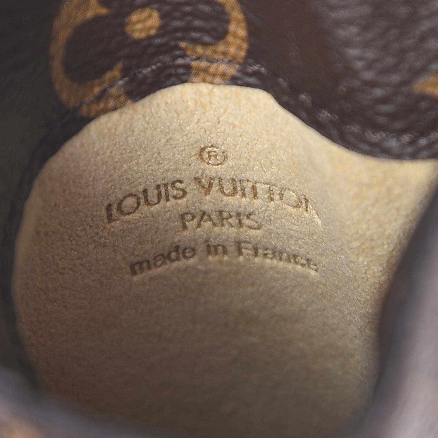 Louis Vuitton Monogram Sunglasses Case MM 5 of 7