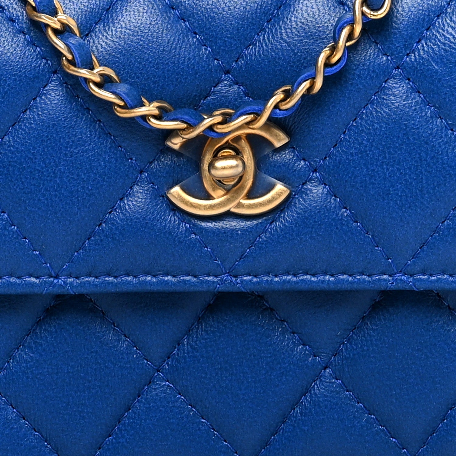 Chanel Lambskin Quilted Pearl Crush Clutch With Chain Bag Blue 7 of 9