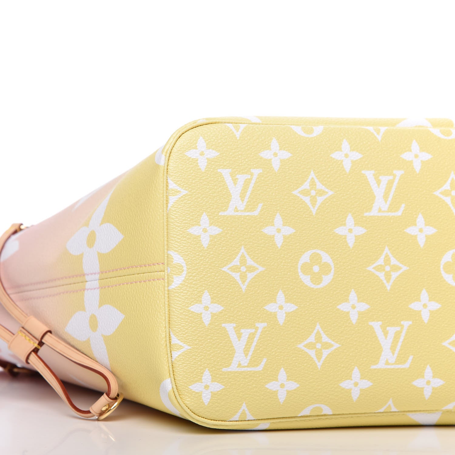 Louis Vuitton Monogram Giant By The Pool Neverfull MM Light Pink 6 of 9