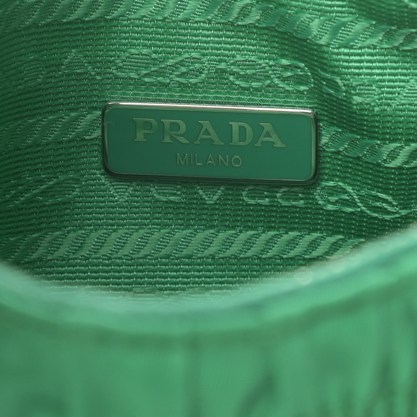 Tessuto Nylon Gaufre Shoulder Bag Menta