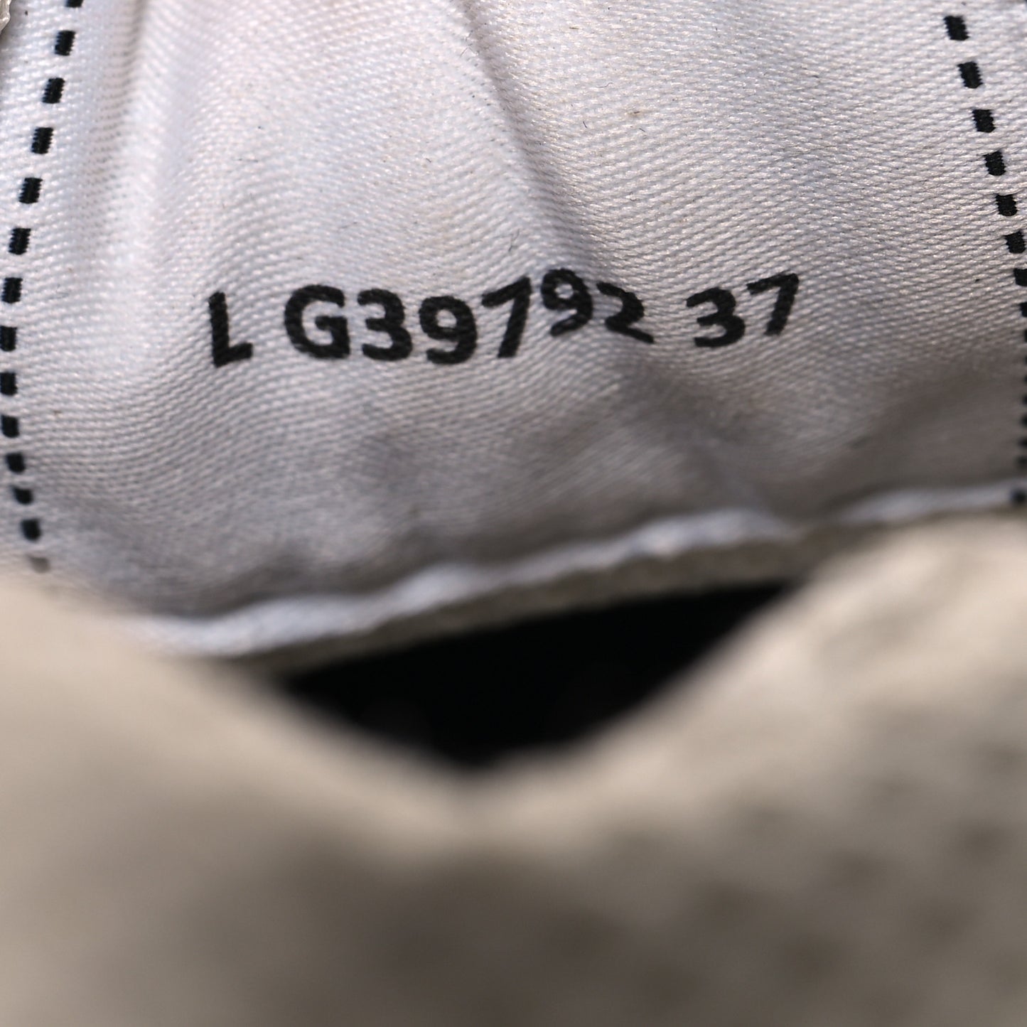 Fabric Laminated Calfskin Stretch CC Sneakers 37 White Silver