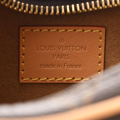 Louis Vuitton Monogram Loop 6 of 9