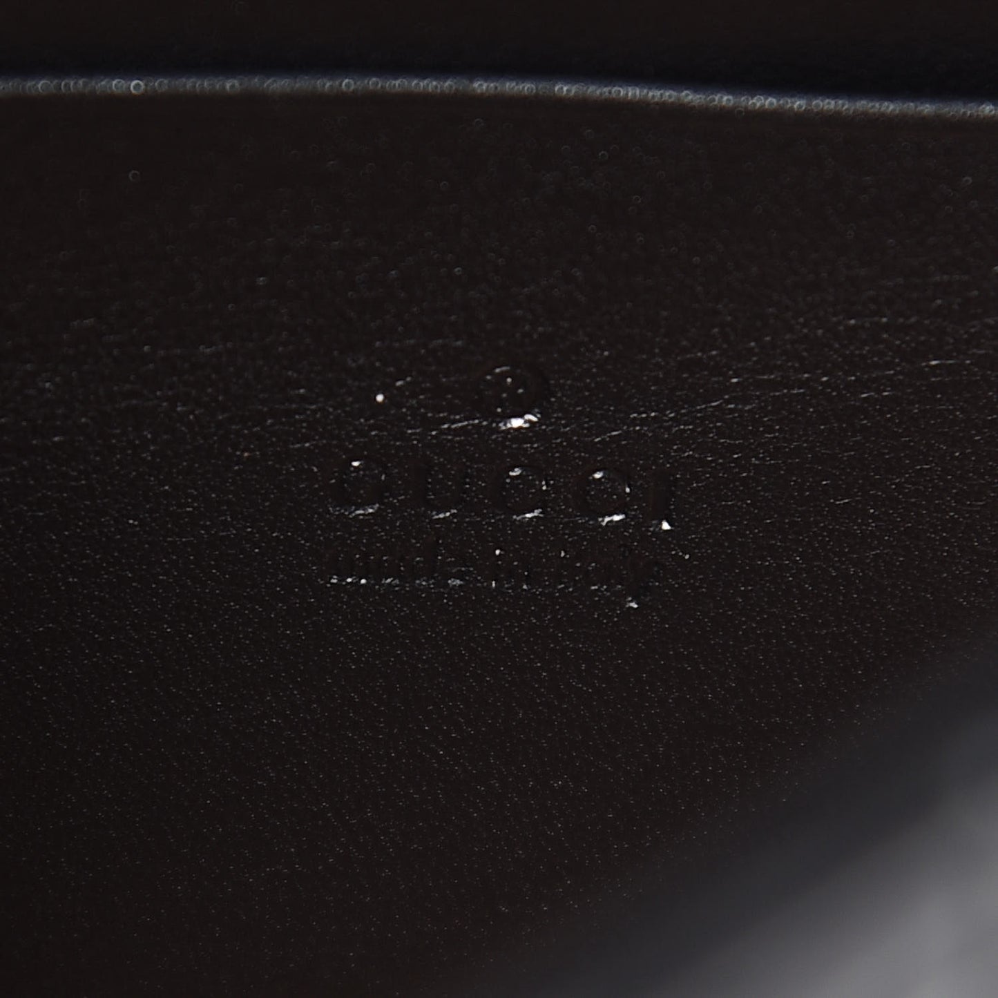 Calfskin Matelasse Mini Pearly GG Marmont Chain Wallet Black