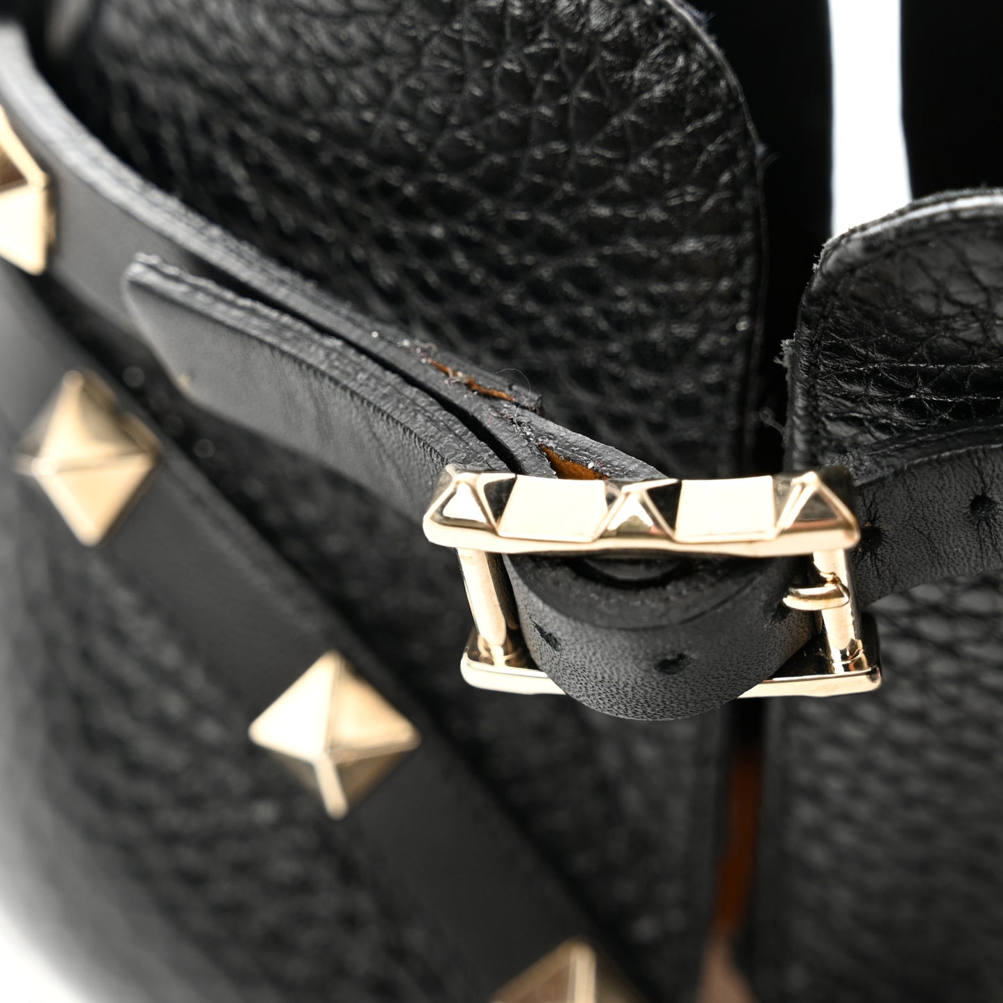 Grained Calfskin Rockstud Double Buckle 100mm Ankle Boots 38.5 Black