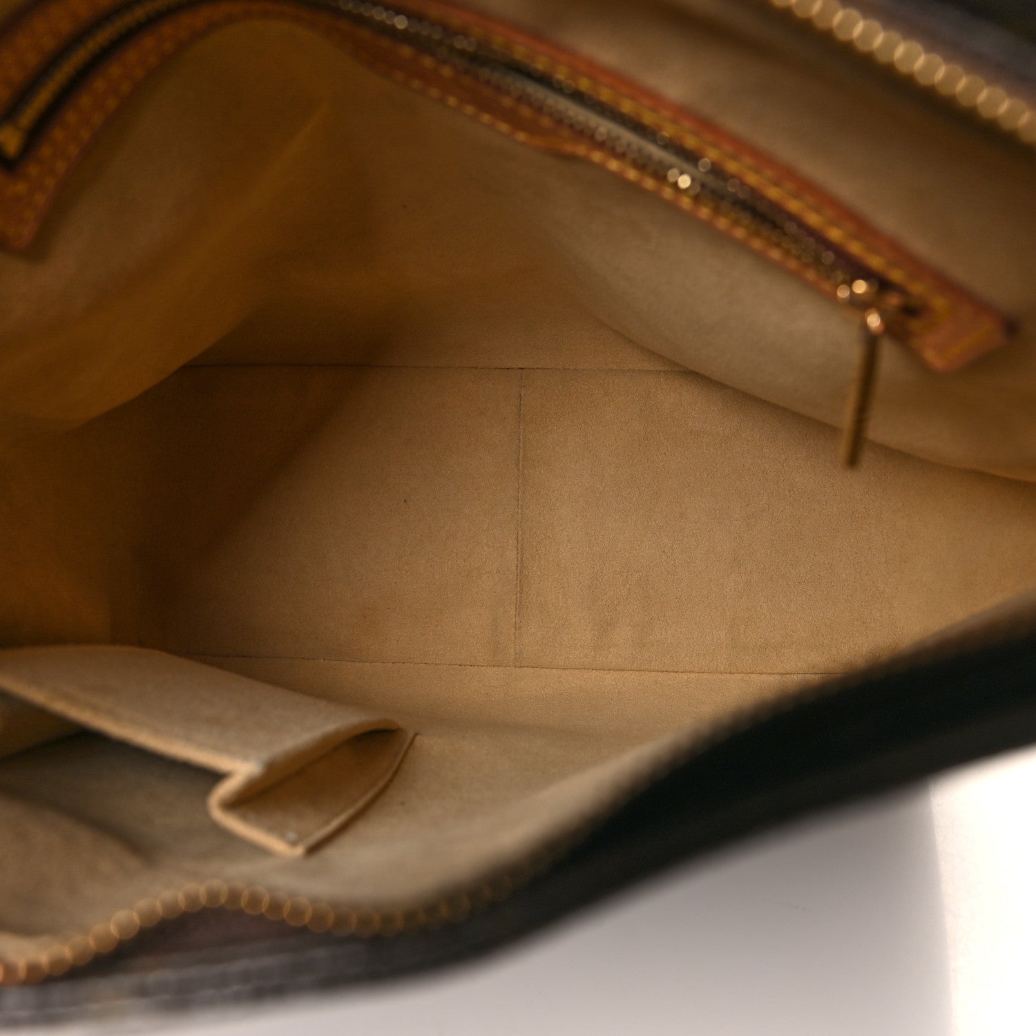 Louis Vuitton Monogram Looping GM 5 of 11