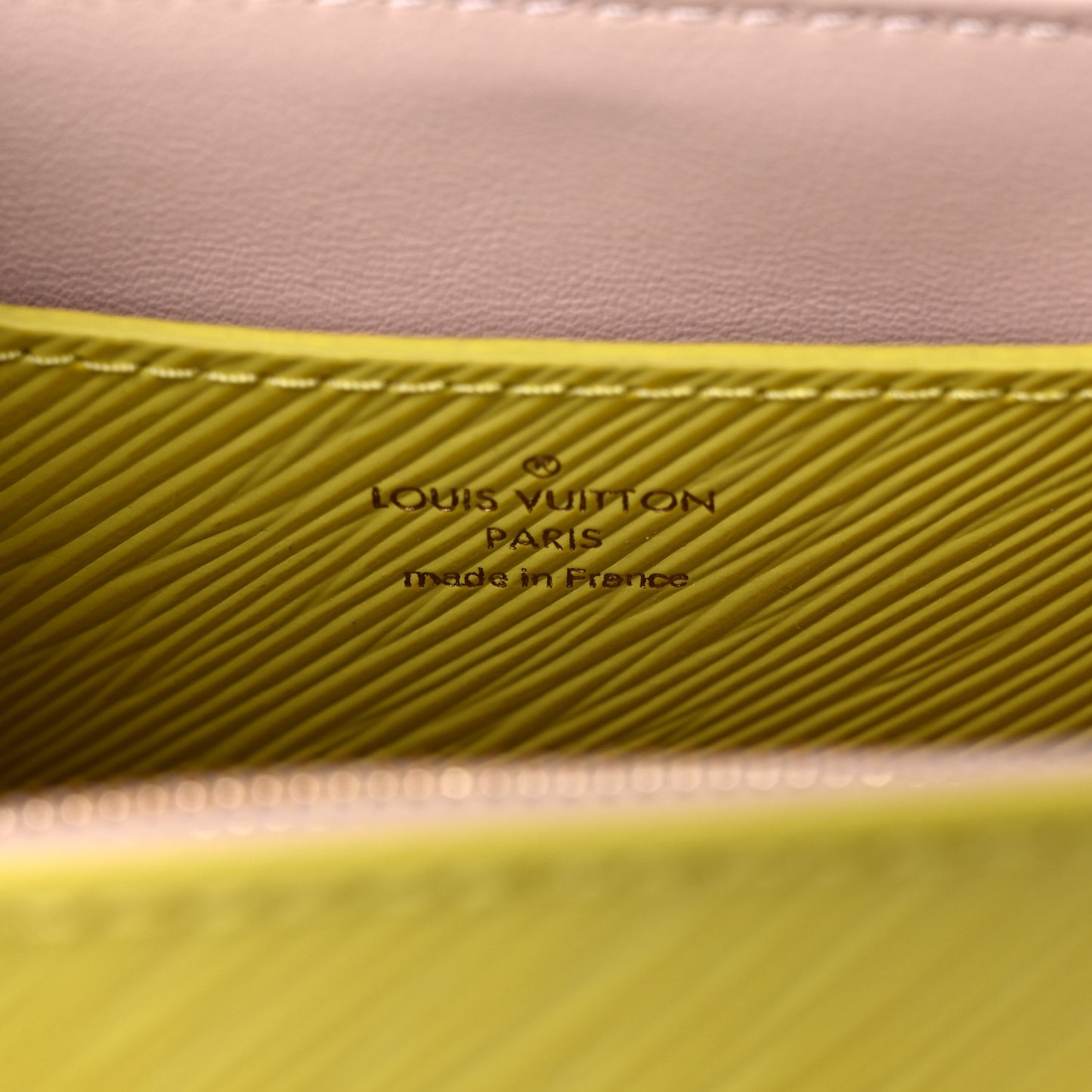Epi Twist Shoulder Bag PM Citron Yellow