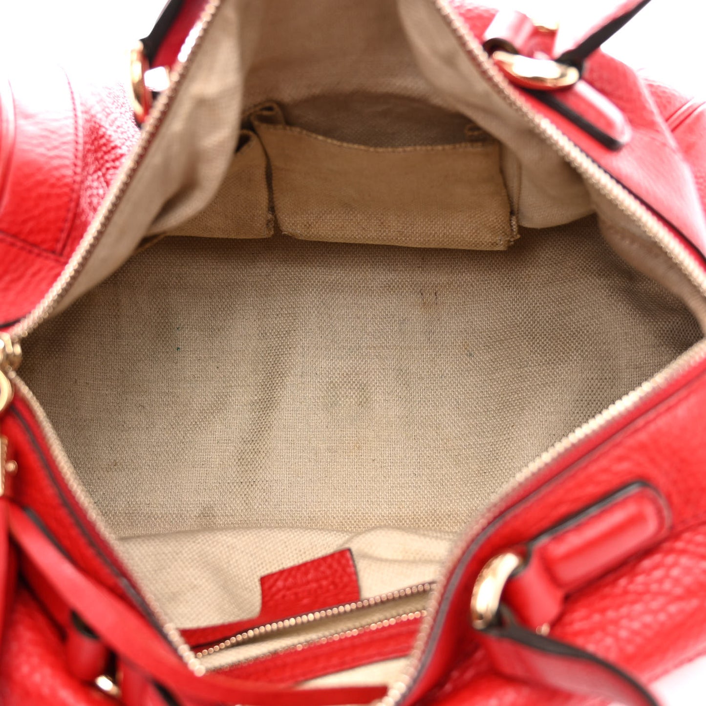 Pebbled Calfskin Medium Soho Boston Red