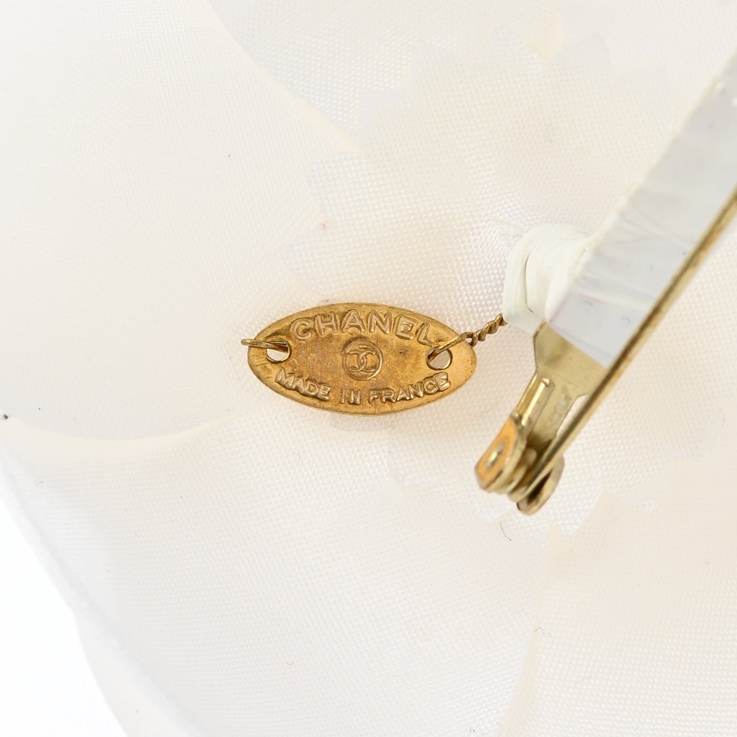 Linen Camellia Brooch Pin White