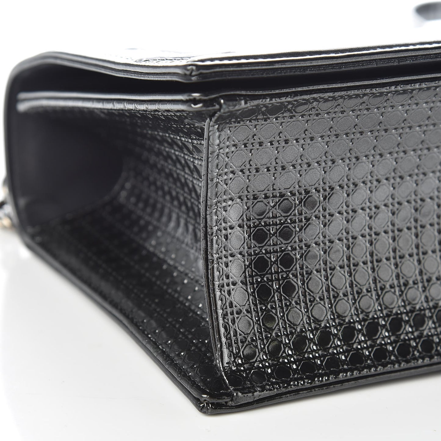 Metallic Patent Micro-Cannage Medium Diorama Flap Bag Graphite