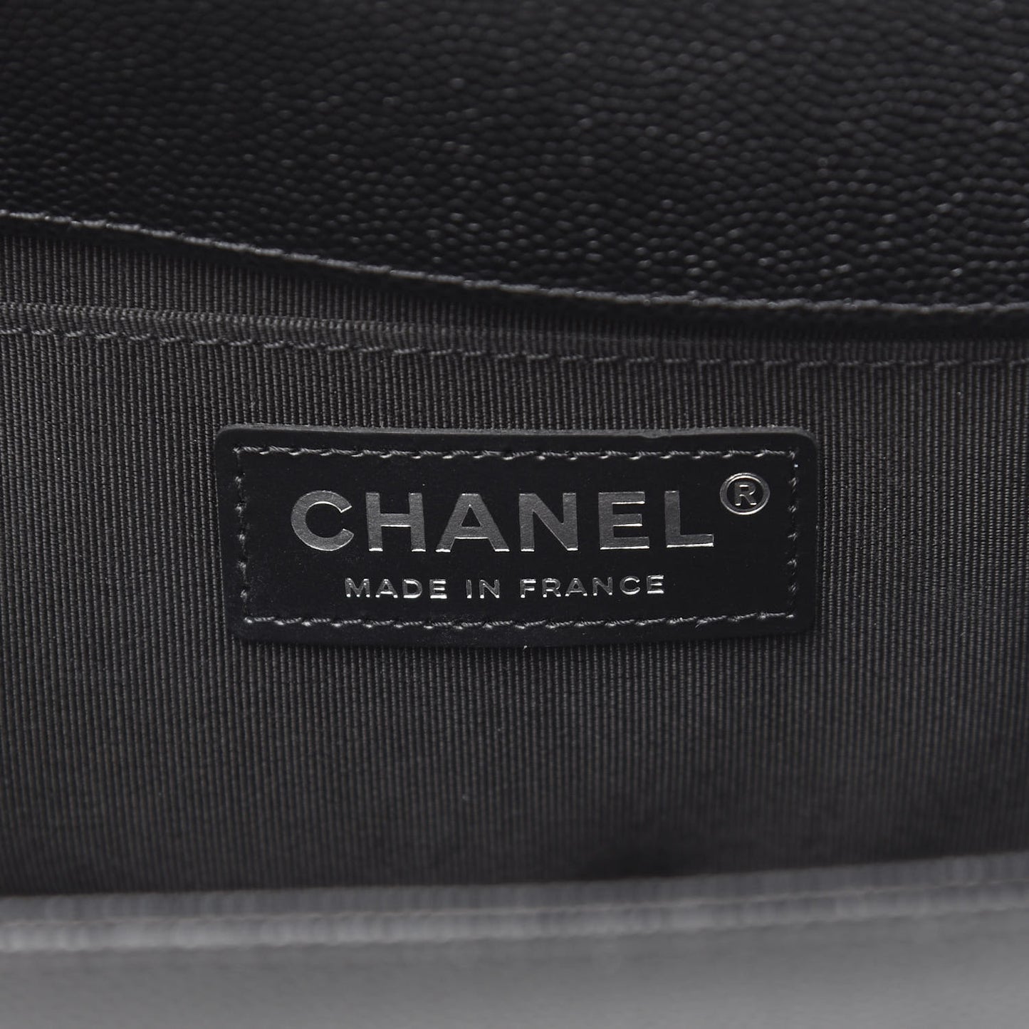 Caviar Quilted Medium Boy Flap Black