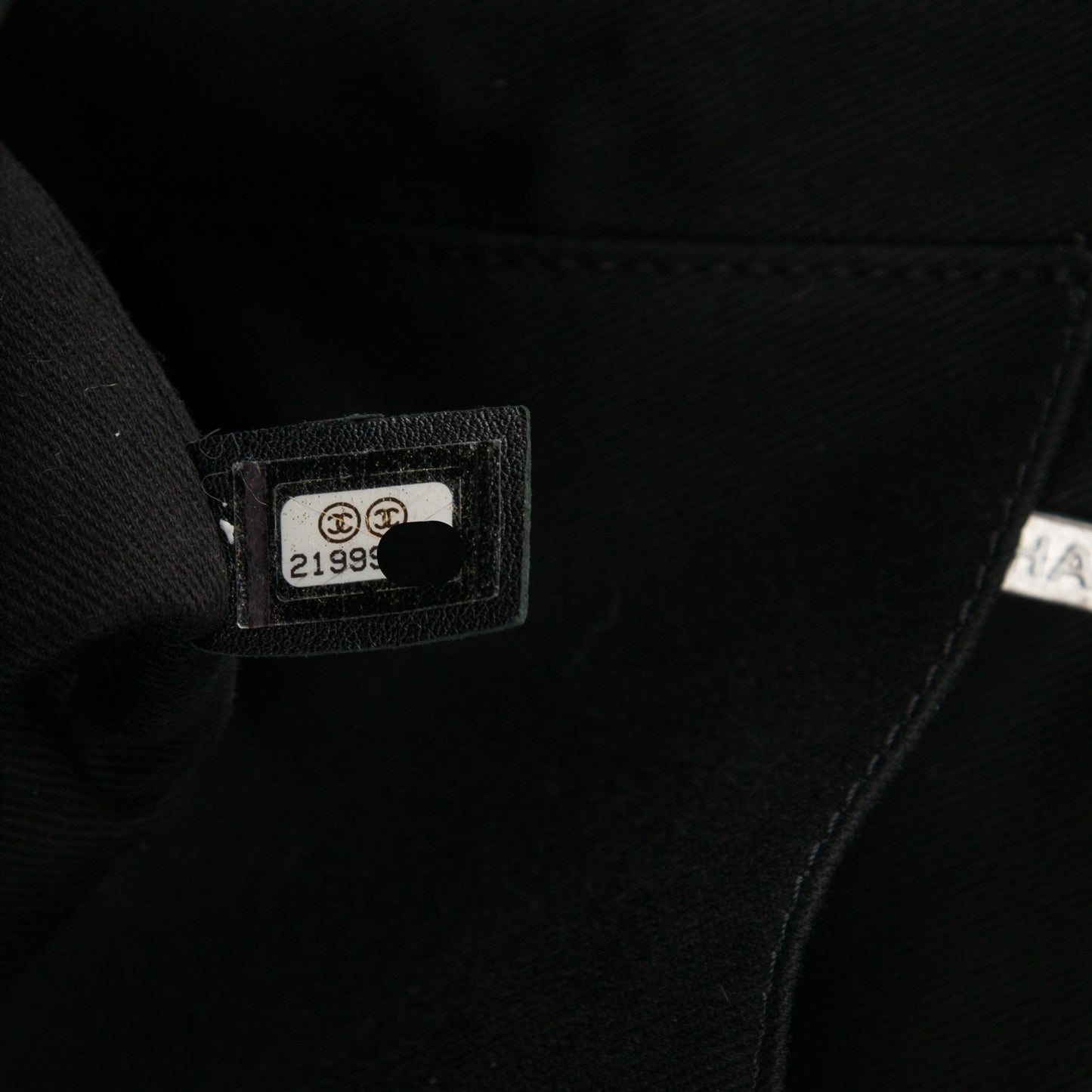 Grained Vegetal Calfskin Stitched Shopping Tote Black