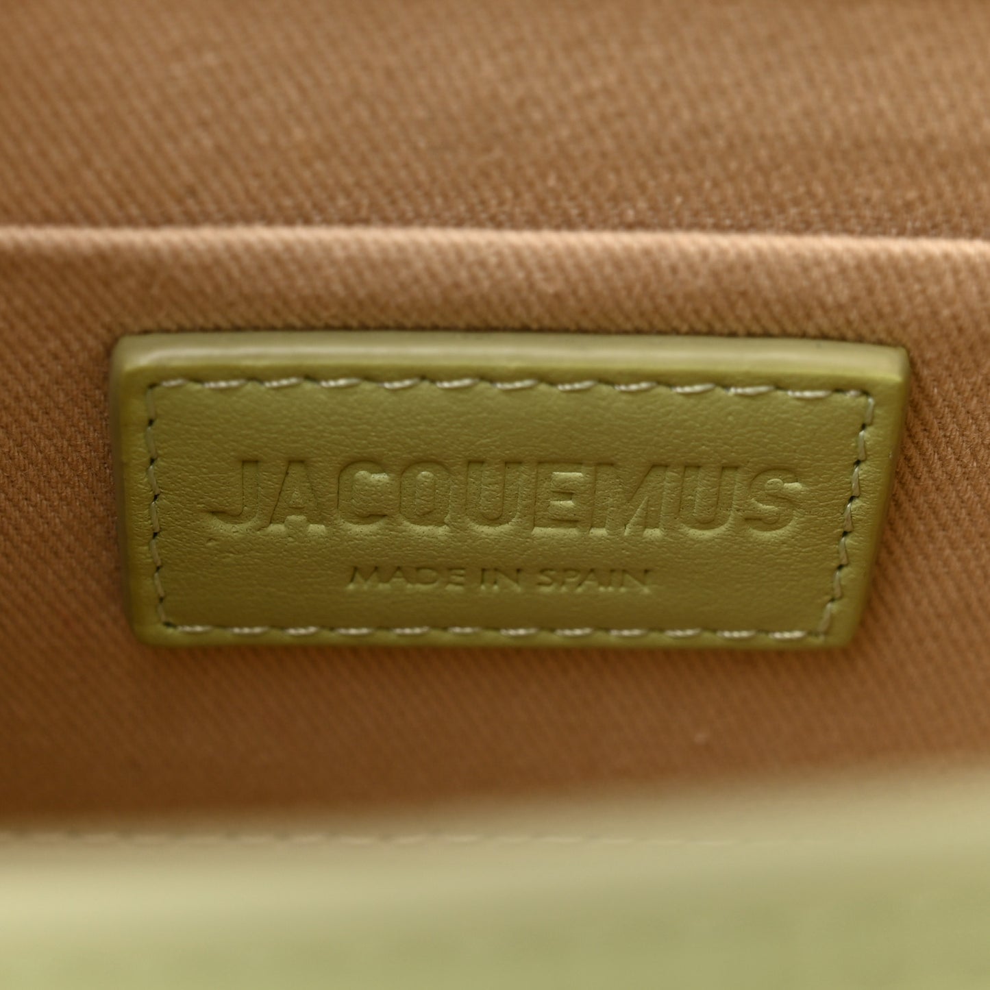 Smooth Calfskin Le Chiquito Noeud Light Green