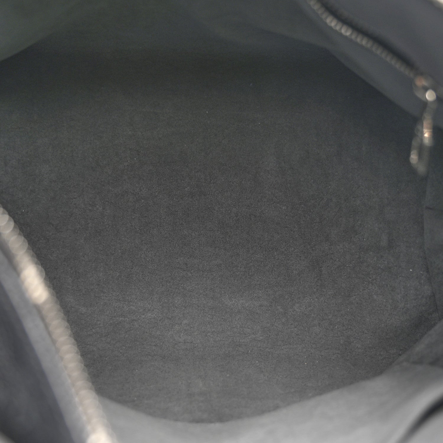 Louis Vuitton Mahina Beaubourg Hobo MM Black 5 of 12