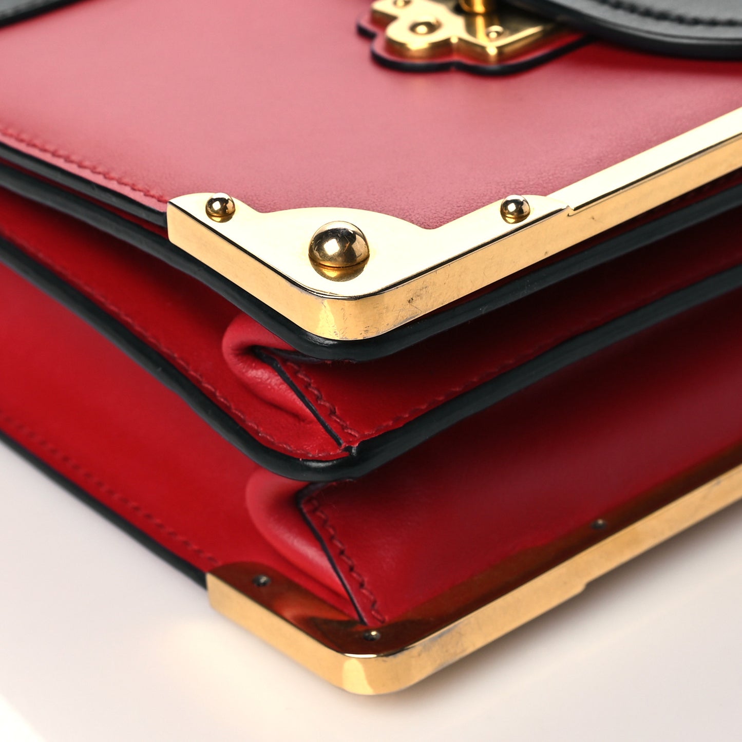 City Calfskin Saffiano Cahier Bag Fuoco Black