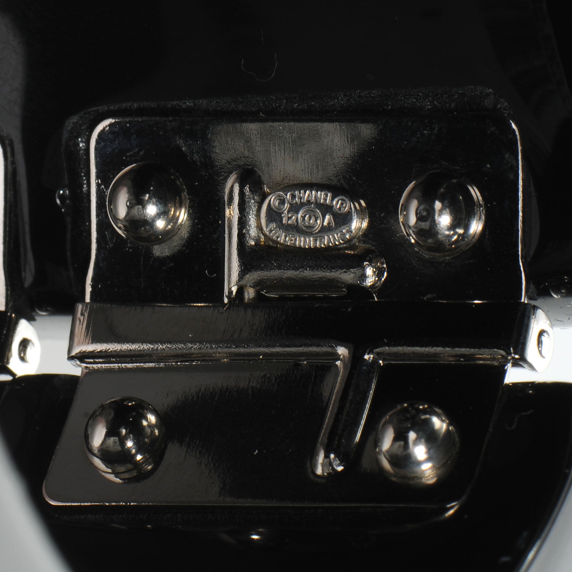 Chanel Resin Pearl CC Cuff Black 3 of 5