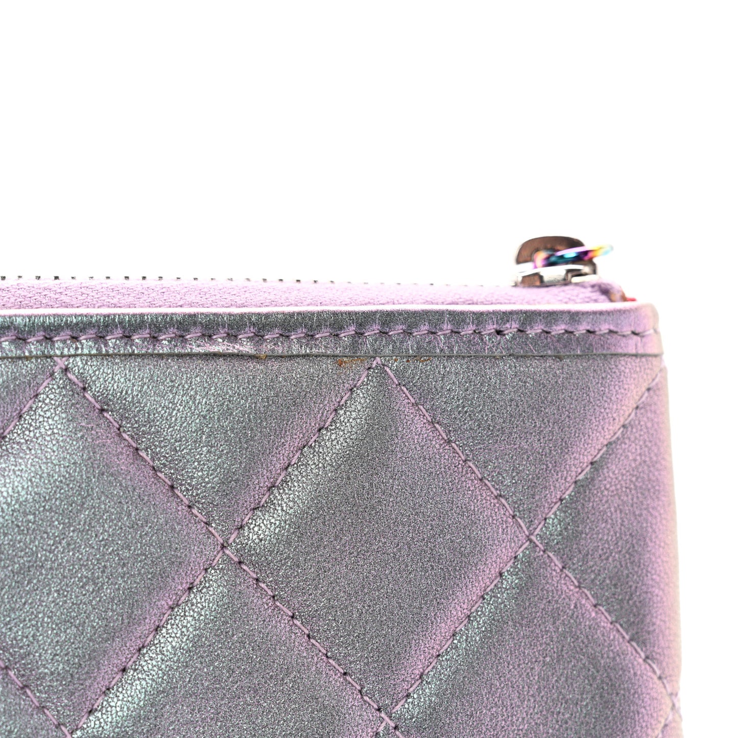 Iridescent Lambskin Quilted Large Gabrielle Cosmetic Case Light Purple