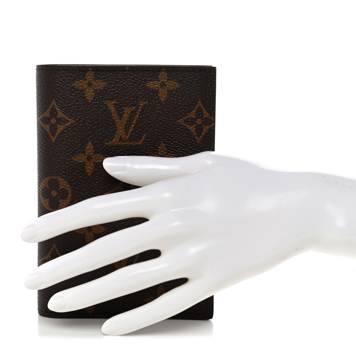 Louis Vuitton Monogram Passport Cover 2 of 7