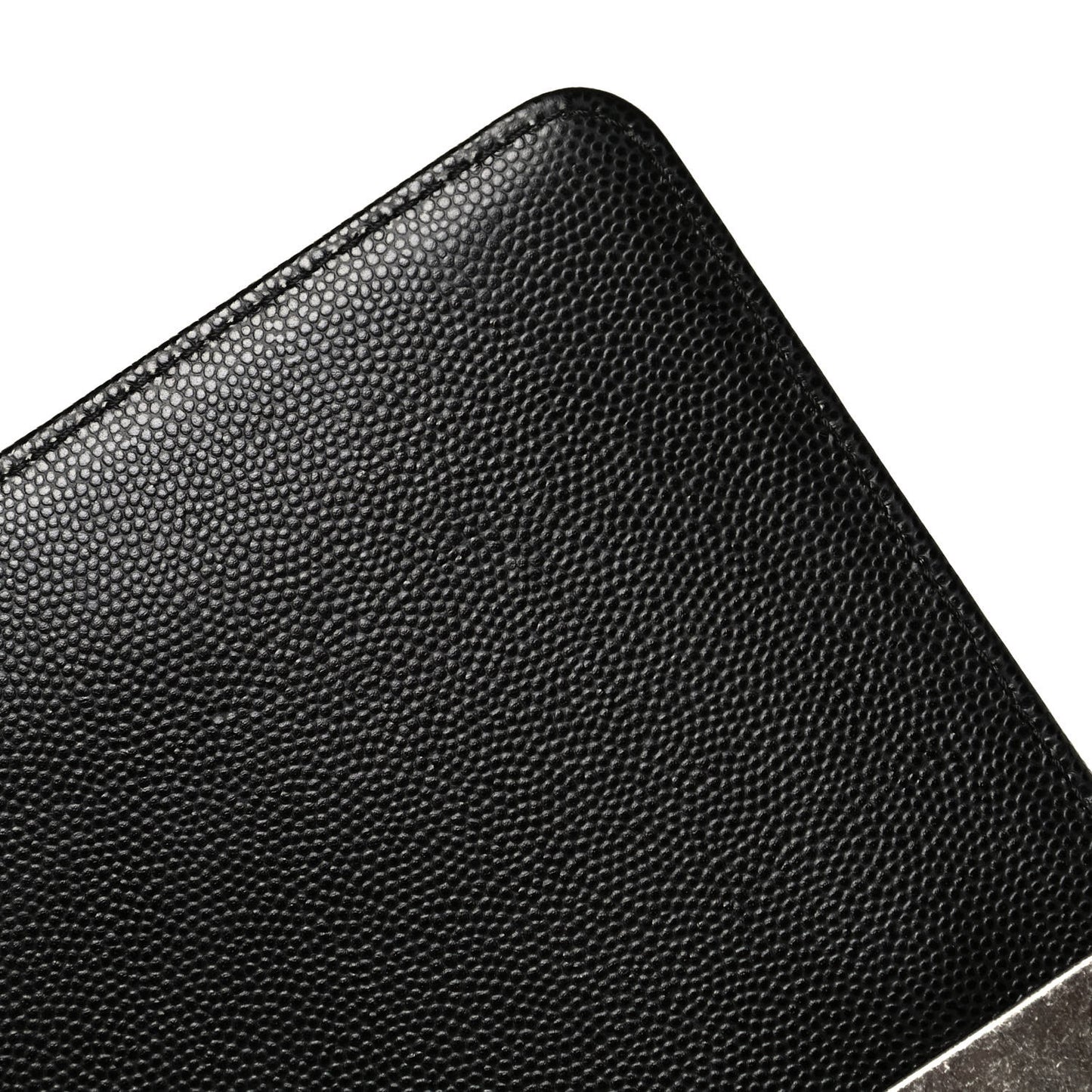 Caviar Quilted Medium Boy Flap Black