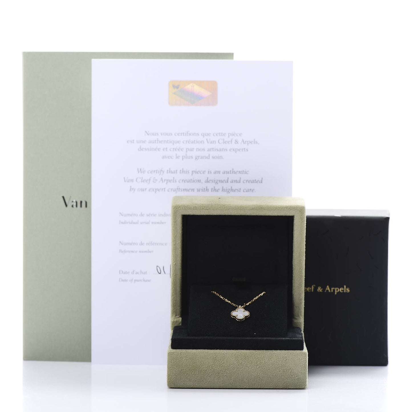18K Yellow Gold Mother of Pearl Sweet Alhambra Pendant Necklace