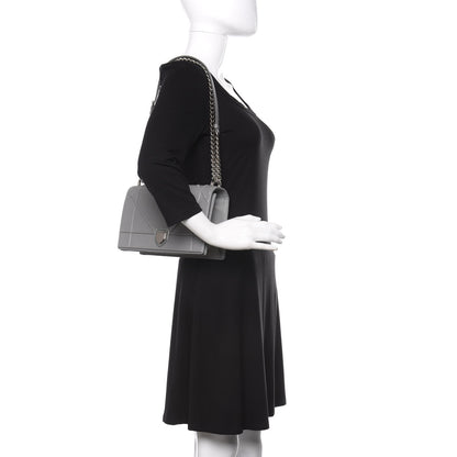 Christian Dior Grained Calfskin Medium Diorama Flap Bag Gris 3 of 11