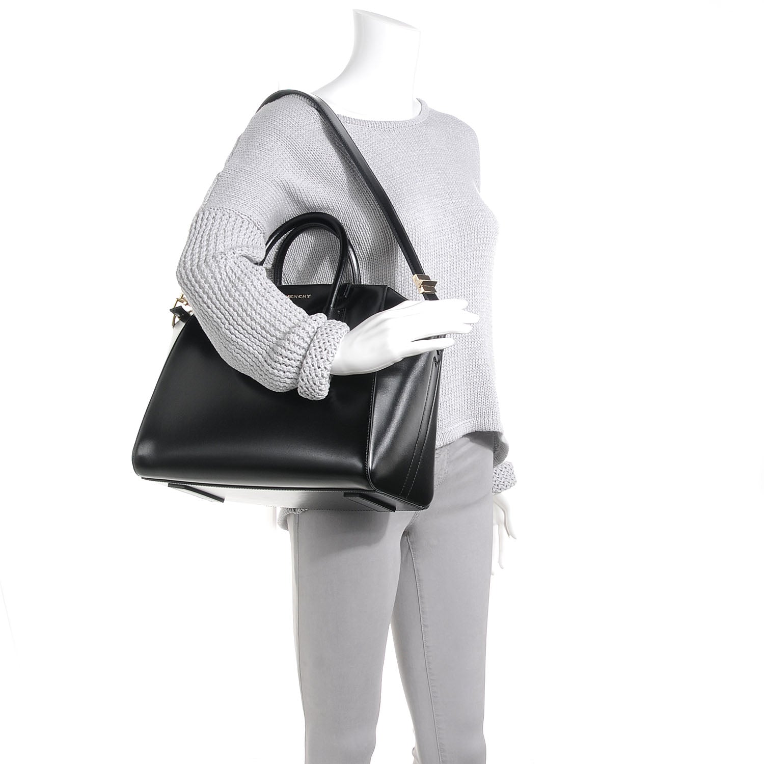 Givenchy Shiny Lord Calfskin Medium Antigona Black 2 of 7