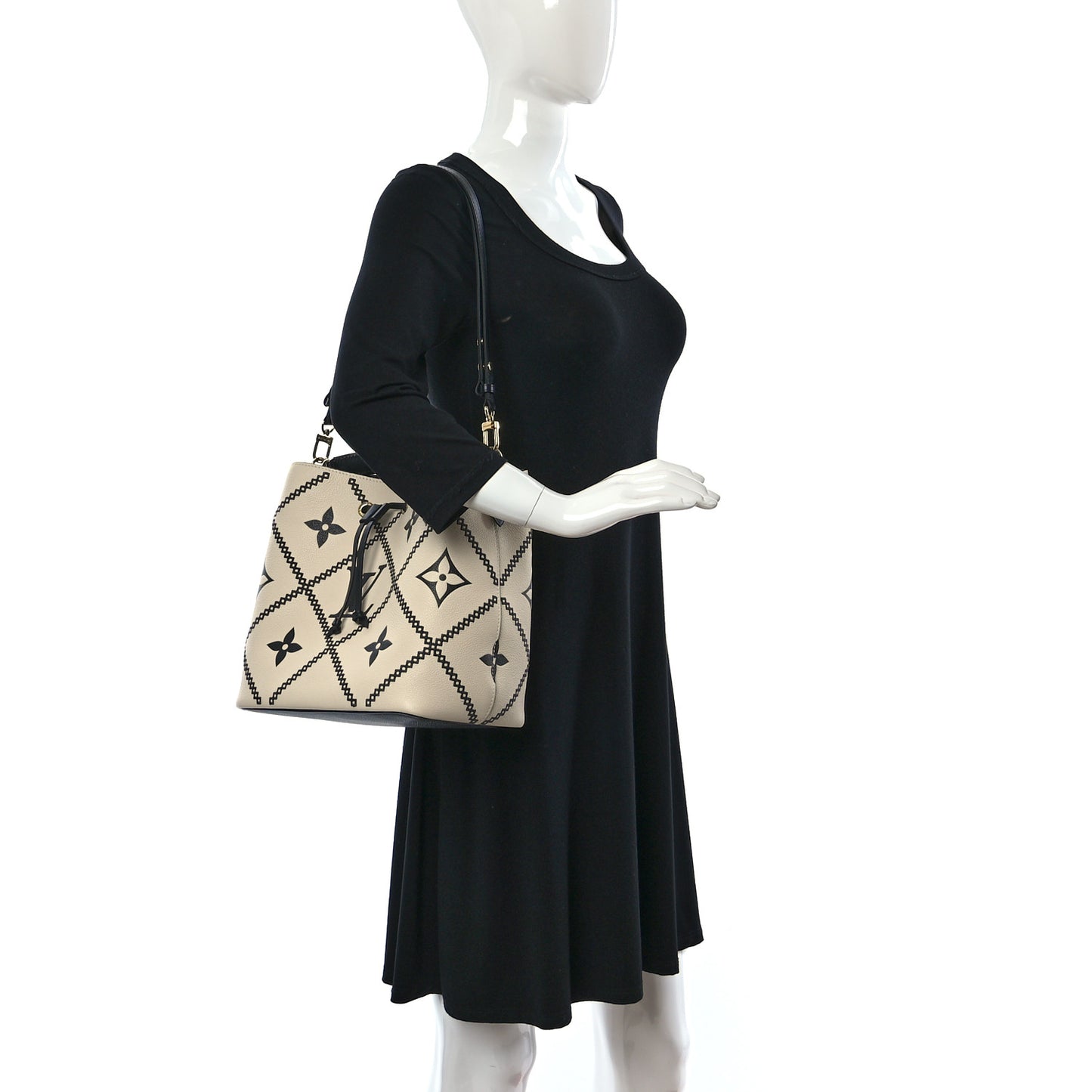 Empreinte Monogram Giant Broderies Neonoe MM Cream Black