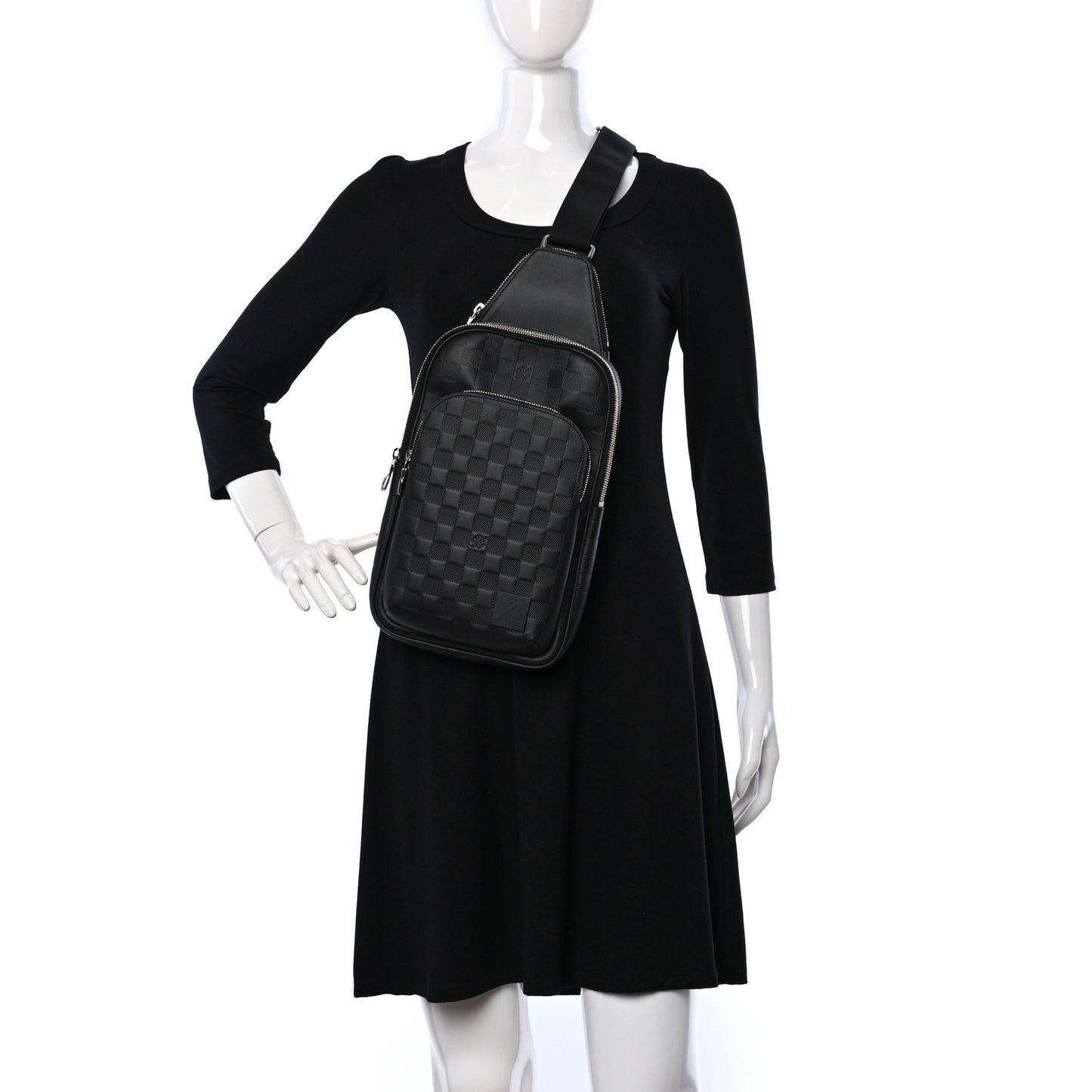 Damier Infini Avenue Sling Bag NM Onyx