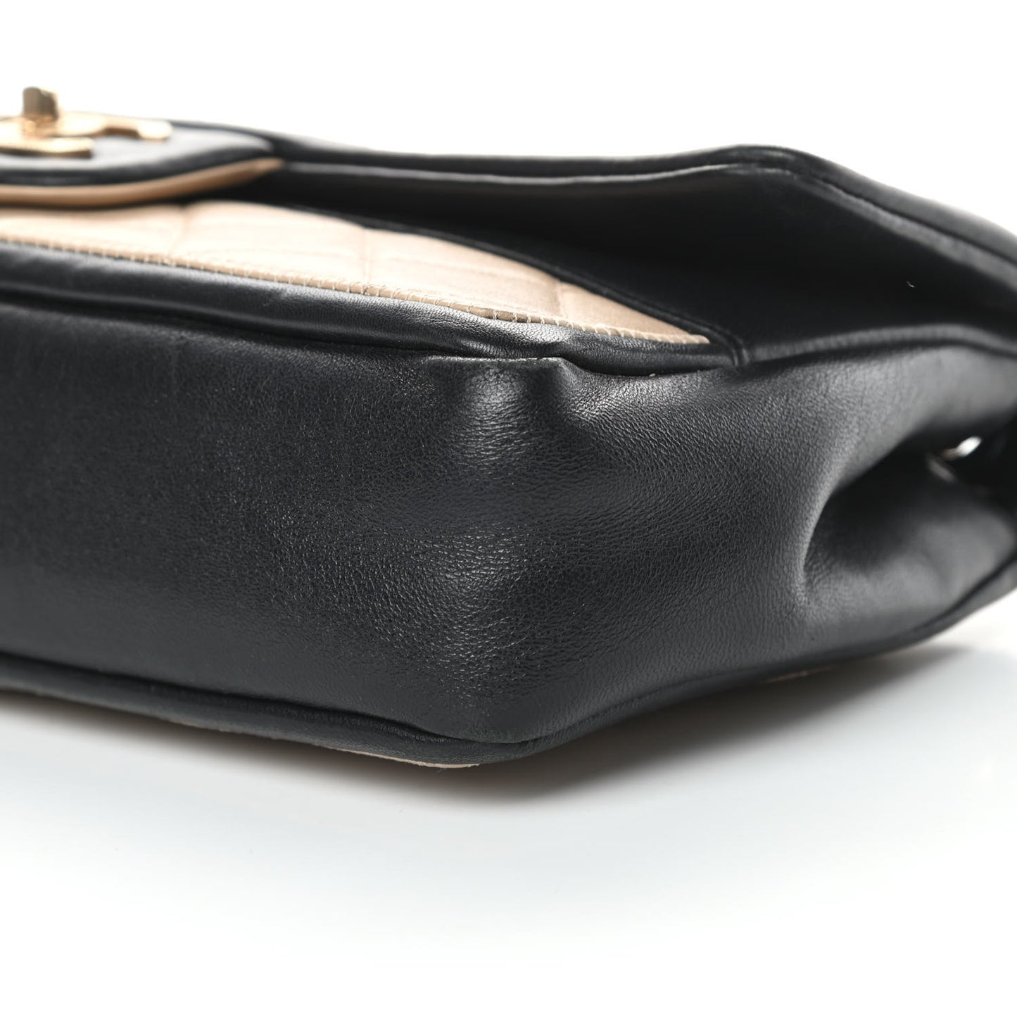 Calfskin Quilted Medium Graphic Flap Beige Black