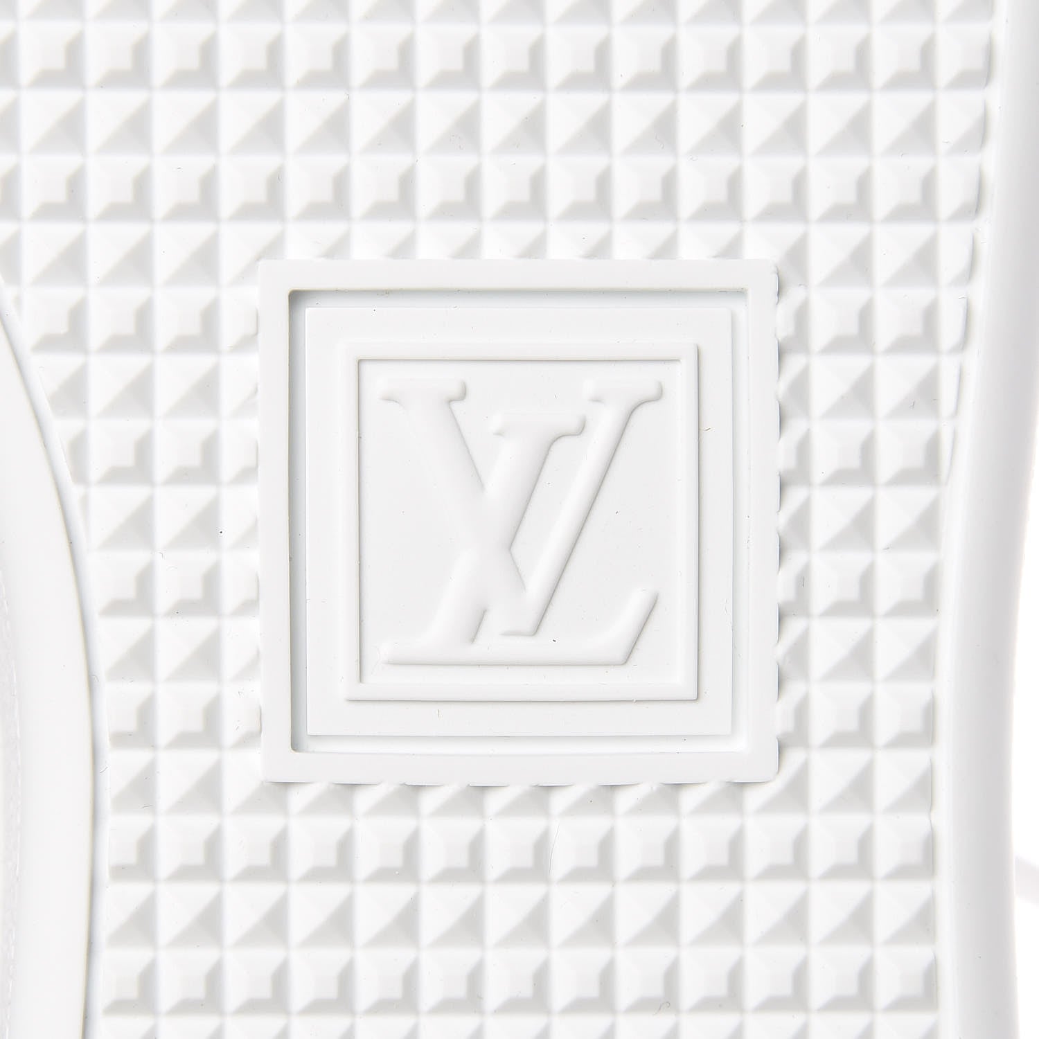 Louis Vuitton Calfskin Frontrow Sneakers 39 White 8 of 9