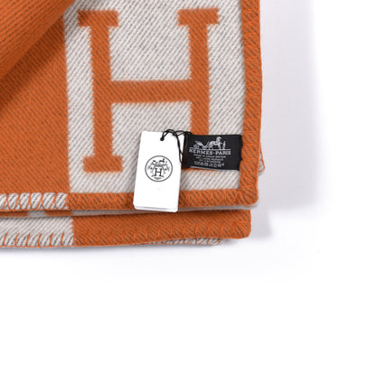 Hermes Wool Cashmere Signature Classic Avalon Blanket Ecru Potiron 3 of 3