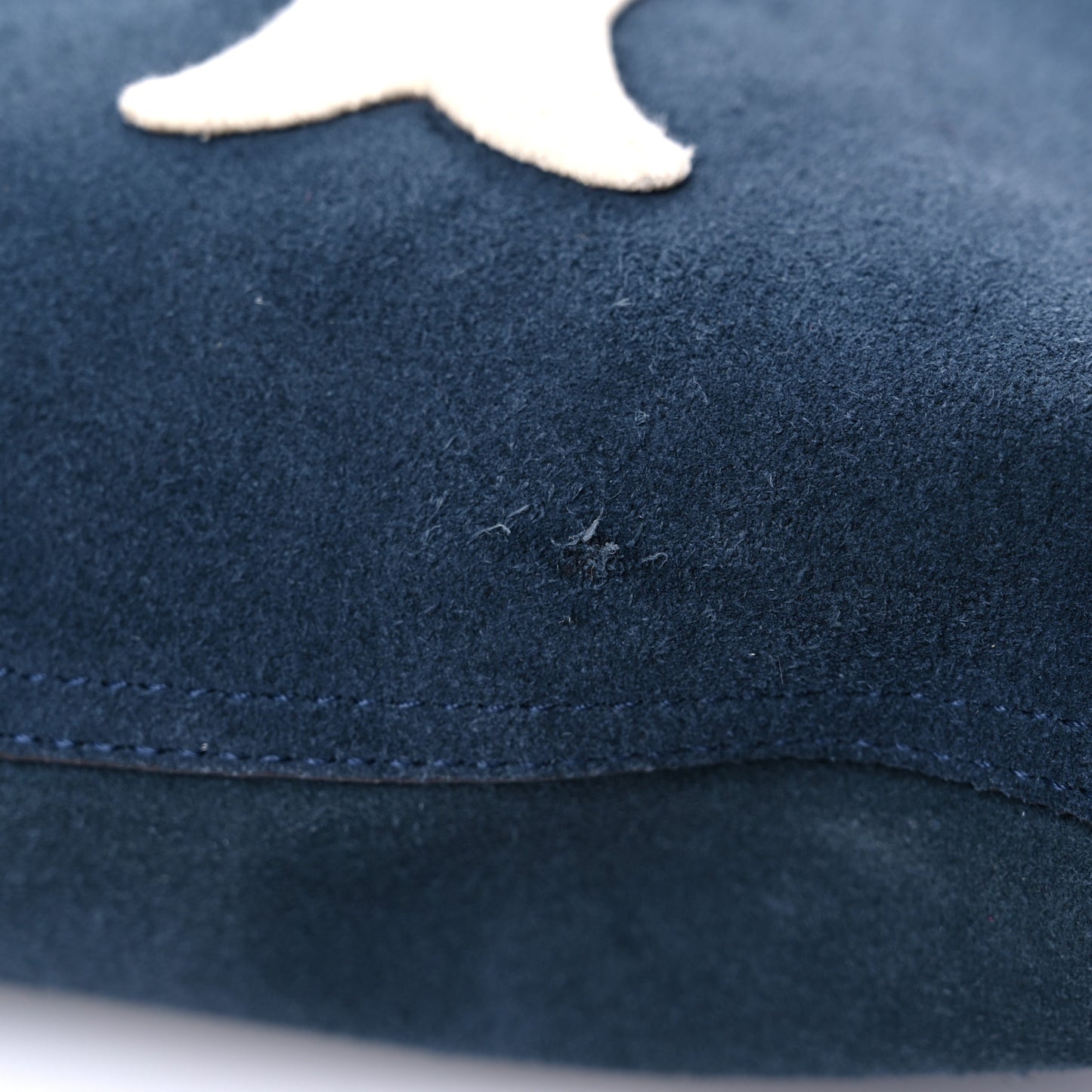 X MLB Suede Calfskin NY Yankees Large Rajah Chain Tote New Blue Romantic Cherry