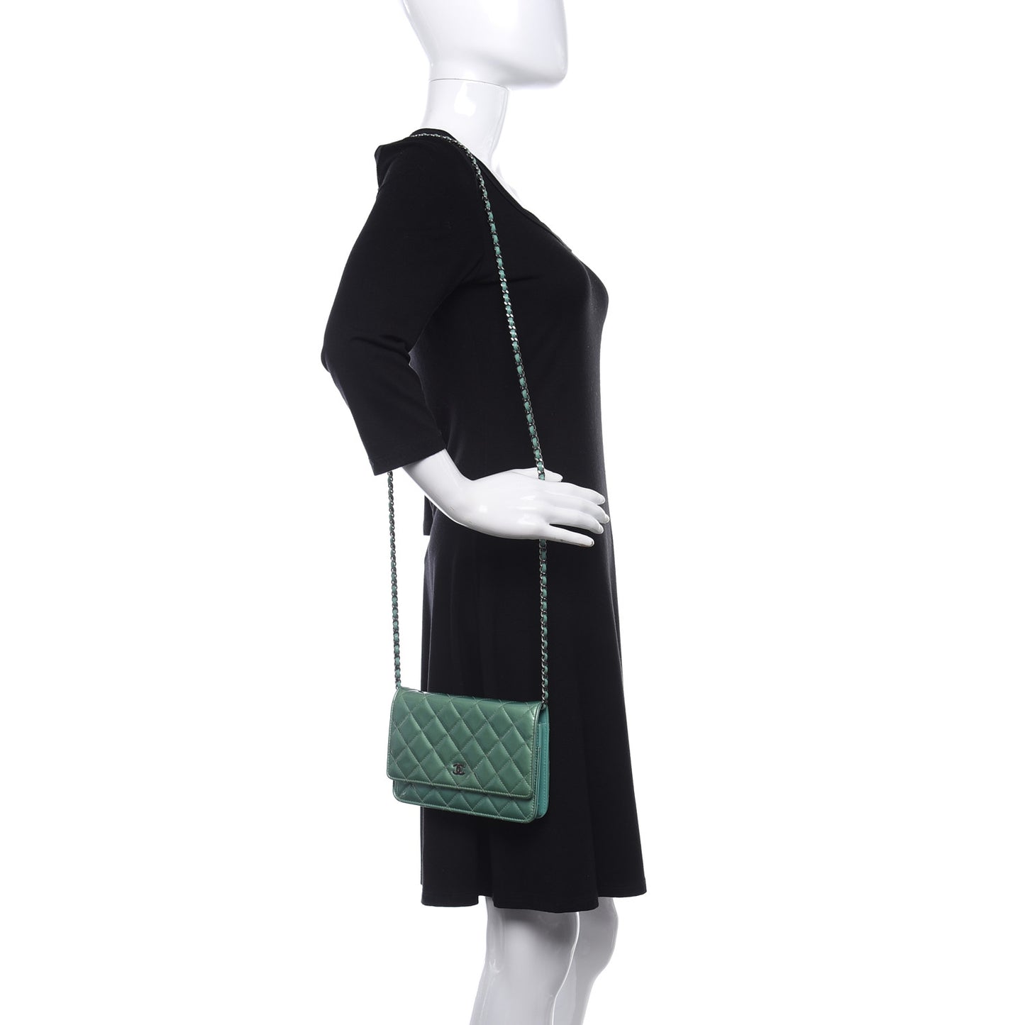 Patent Quilted Wallet On Chain WOC Blue