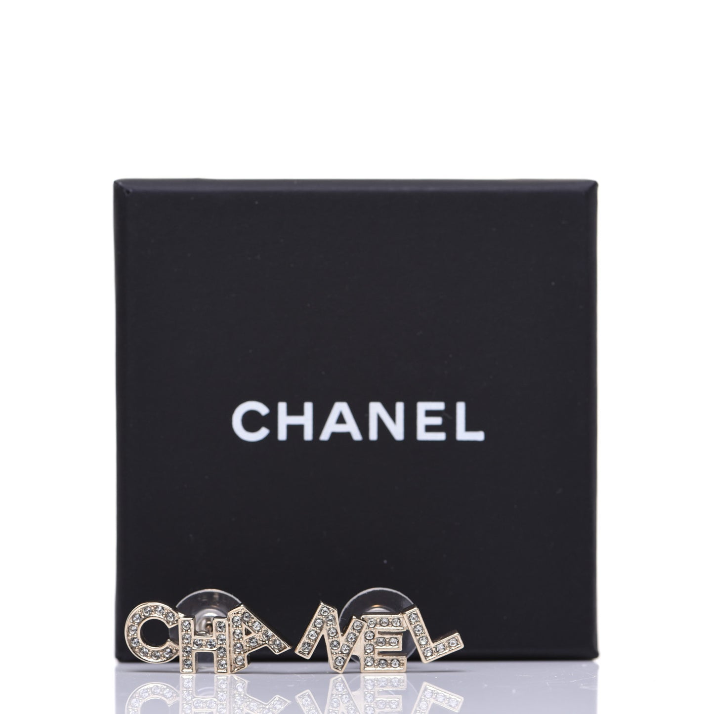 Crystal Pearl Signature Stud Earrings Gold