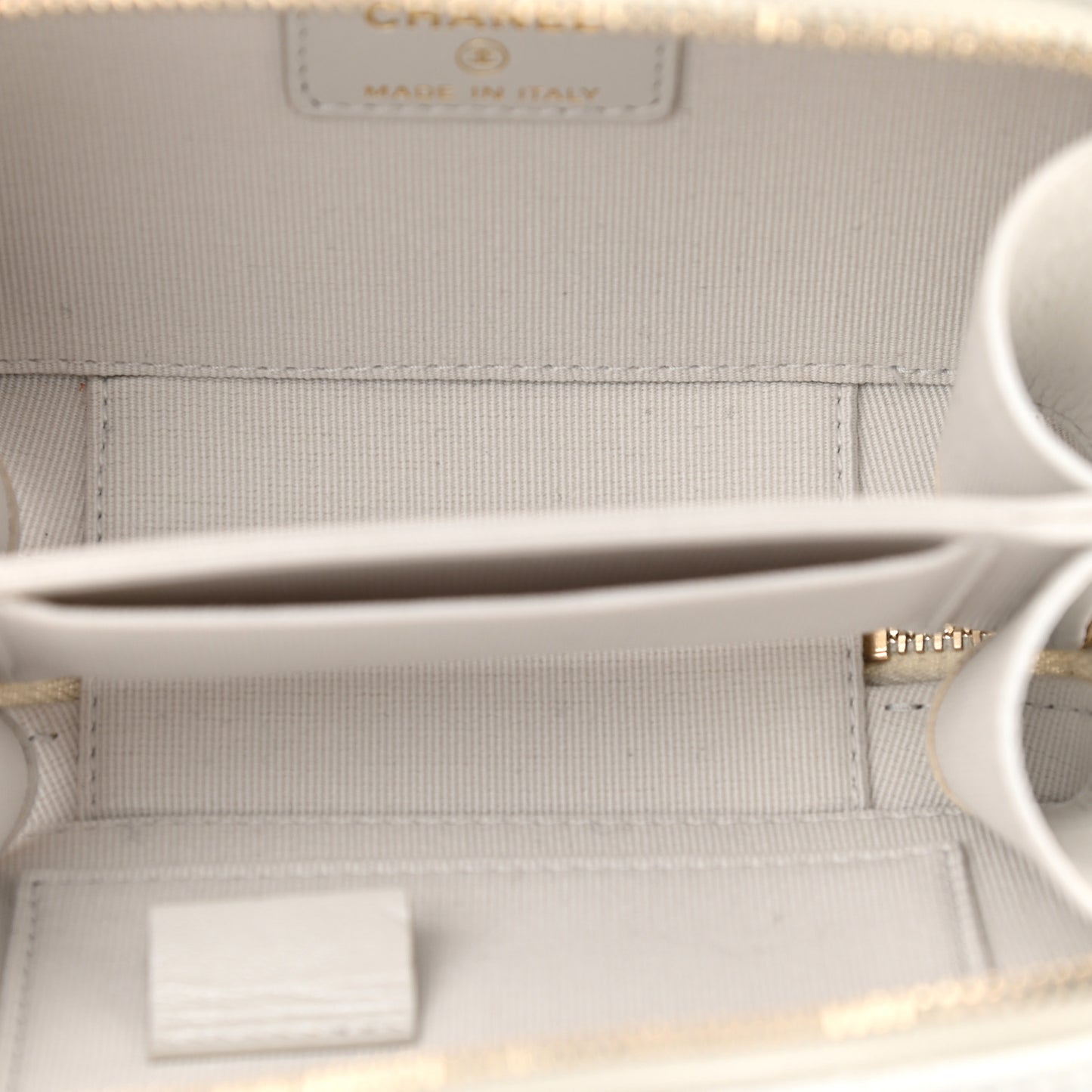 Metallic Lambskin Quilted Top Handle Vanity Case Silver