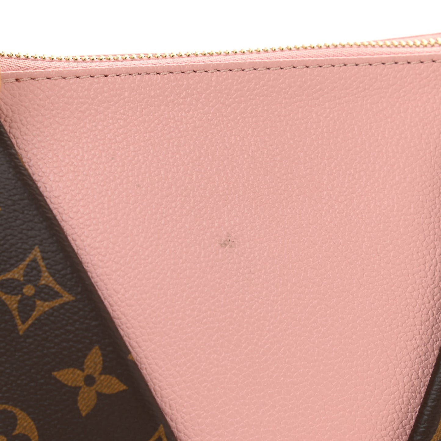 Monogram V Tote BB Rose Poudre