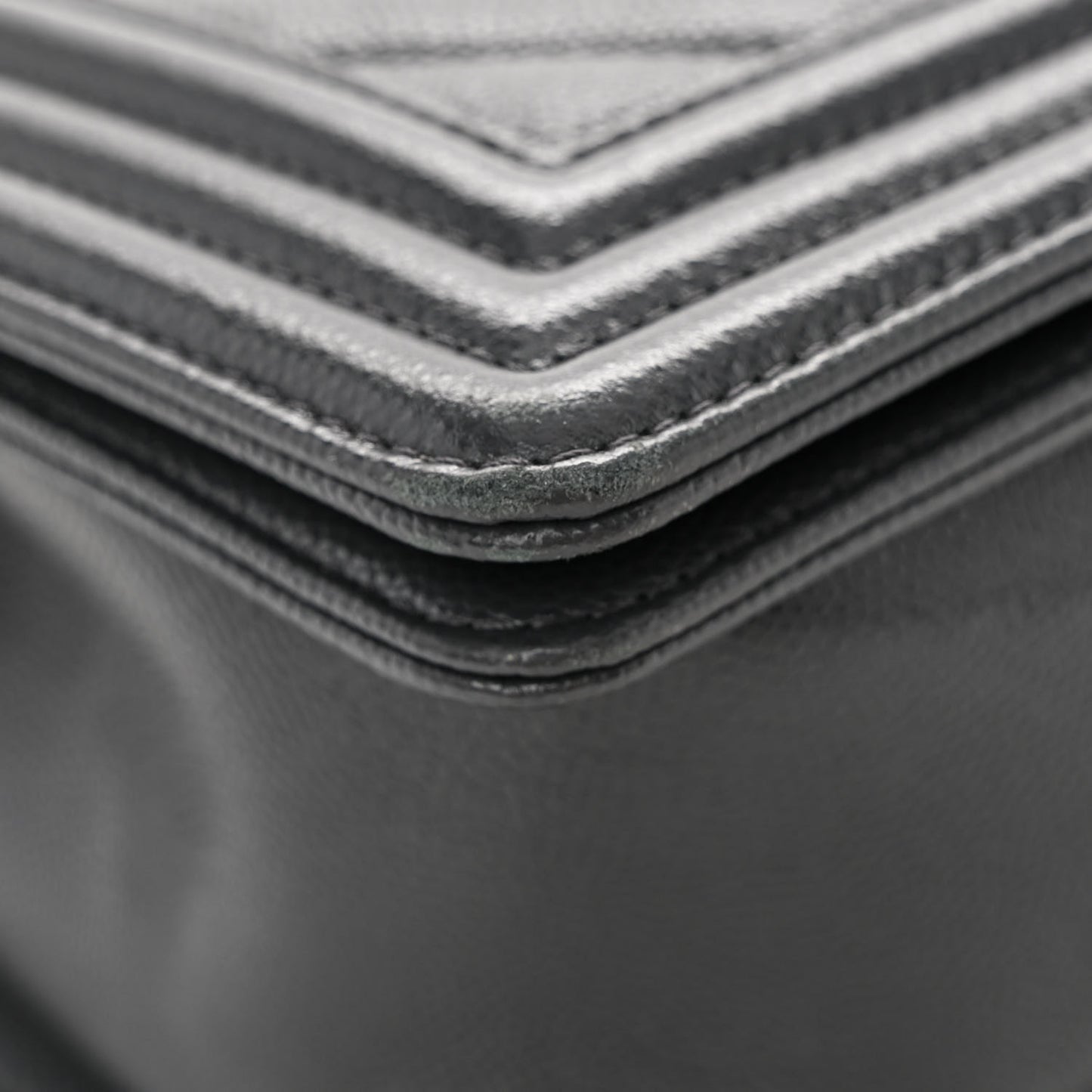 Caviar Chevron Quilted Medium Boy Flap Dark Grey