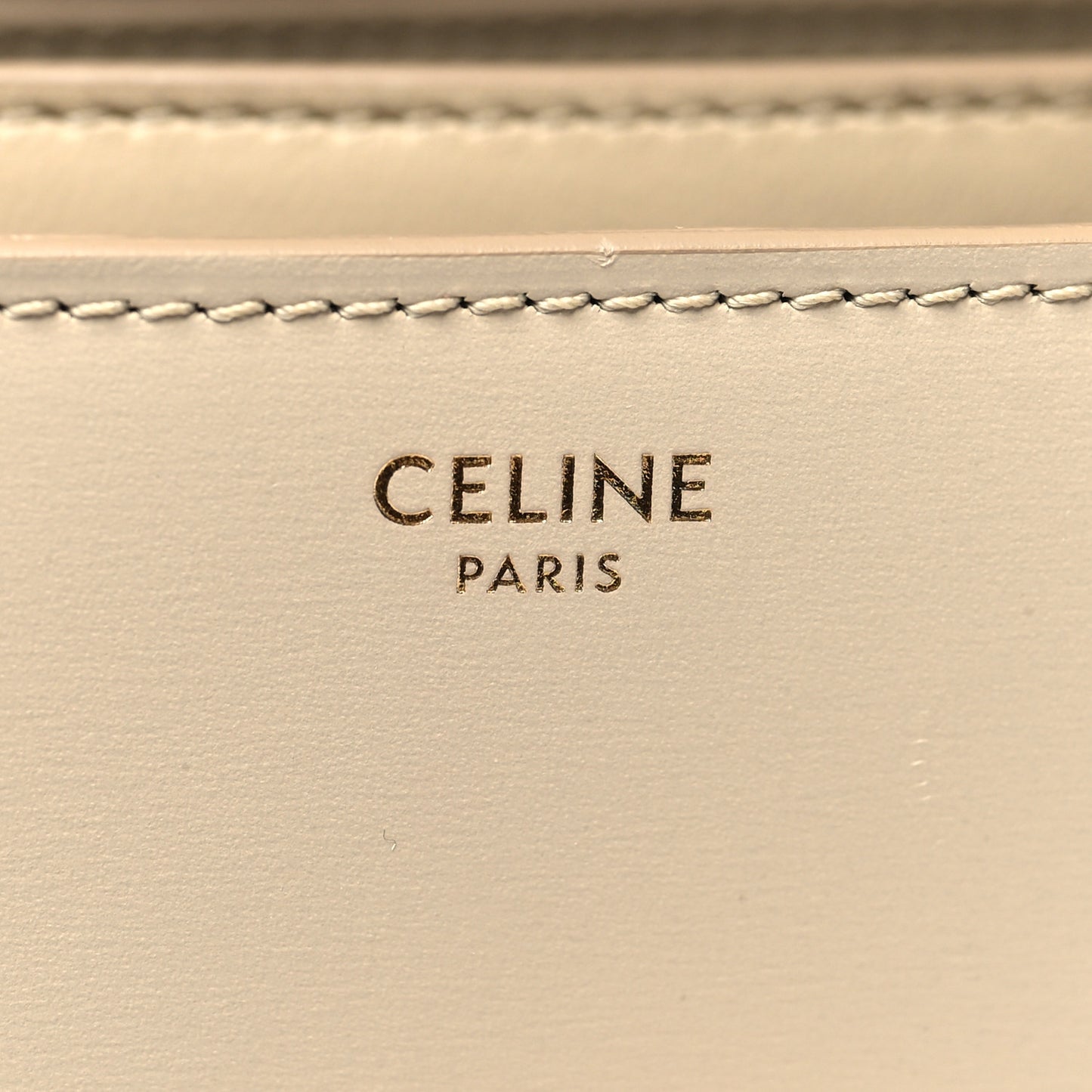 Box Calfskin Medium Classic Box Flap Bag Powder