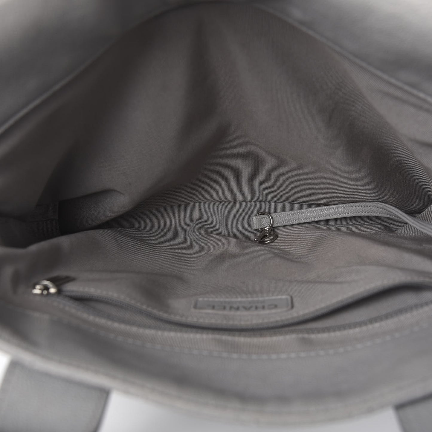 Caviar Quilted Large Urban Companion Top Handle Shopping Tote Grey