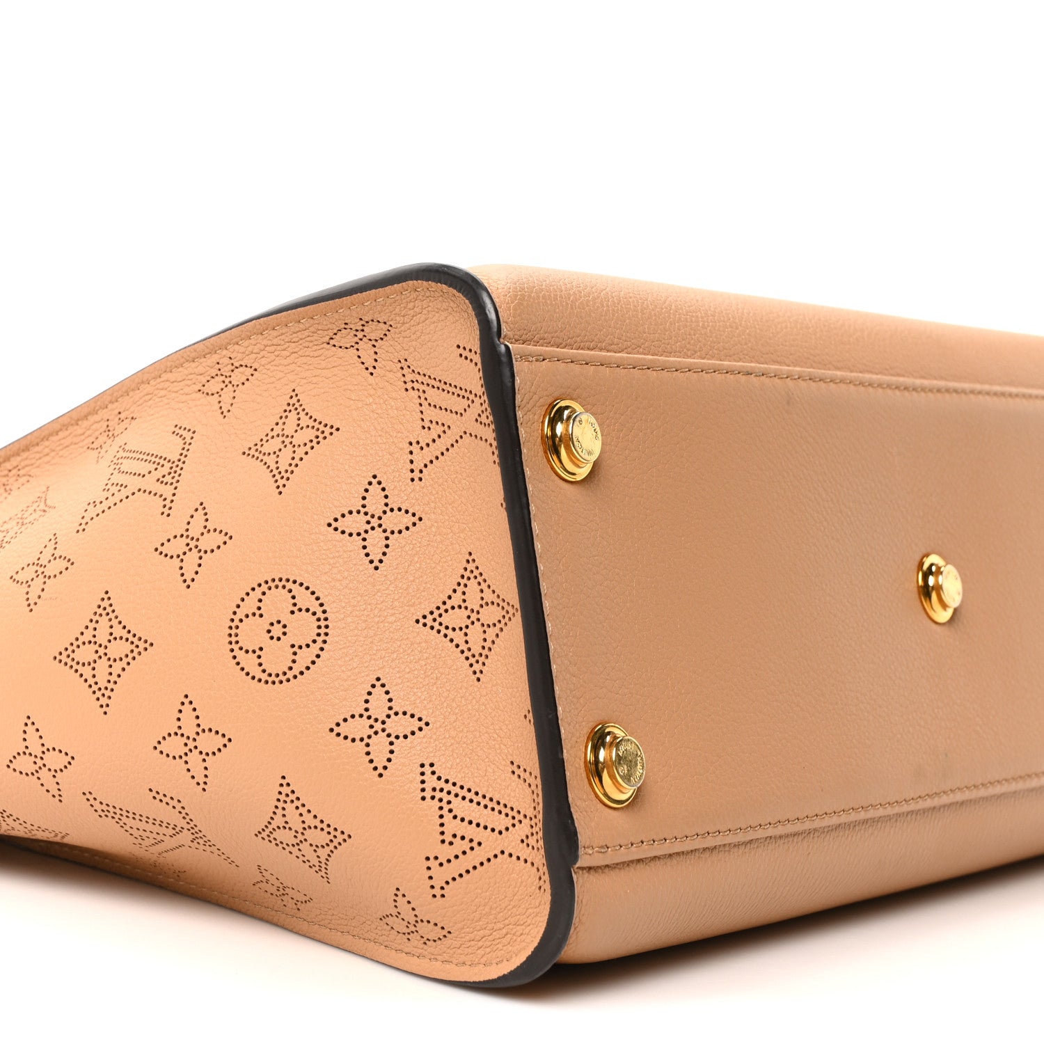 Louis Vuitton Mahina On My Side Arizona 8 of 9