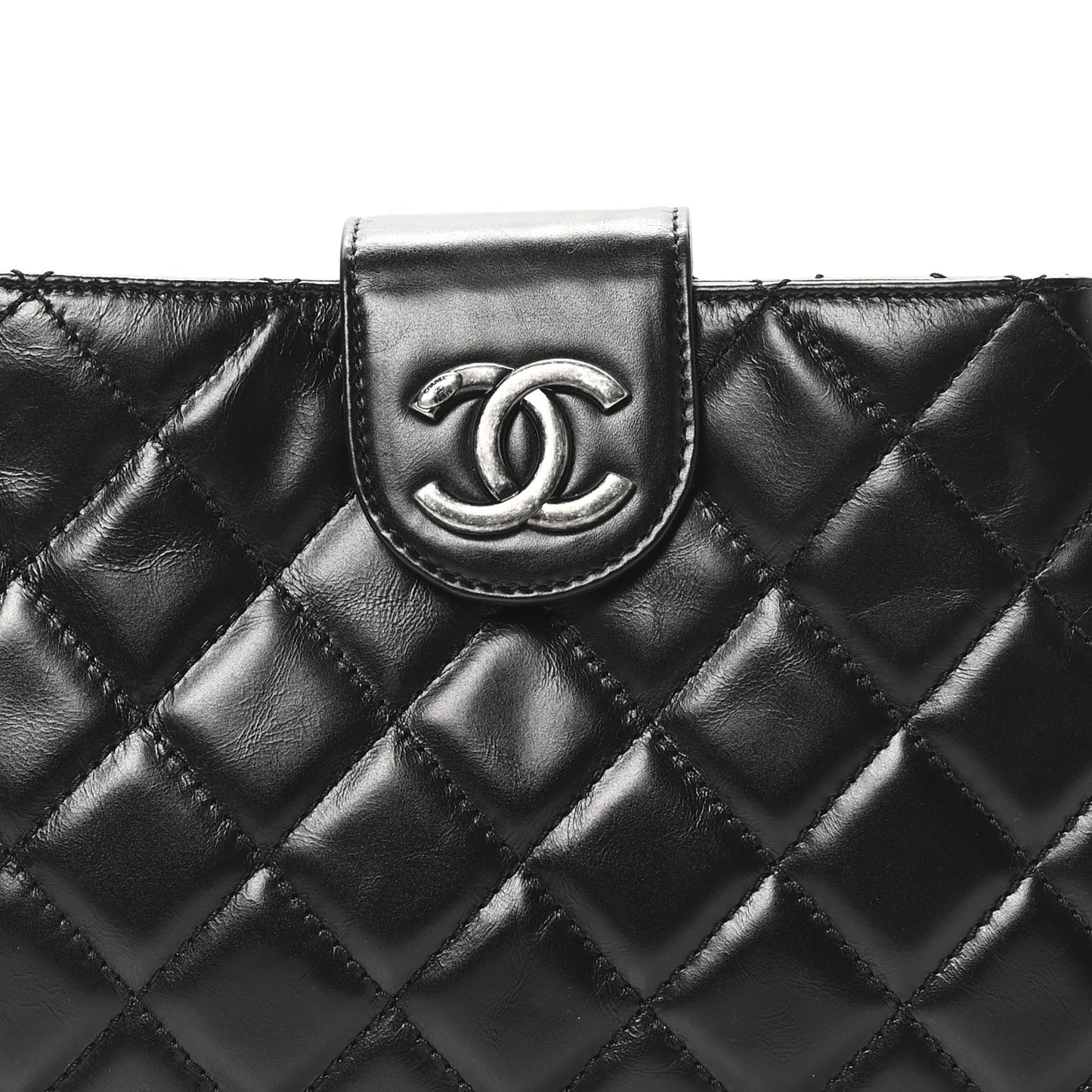 Glazed Calfskin Quilted Coco Pleats Clutch Black
