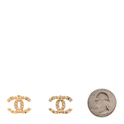 Chanel Metal Textured CC Earrings Gold 2 of 4