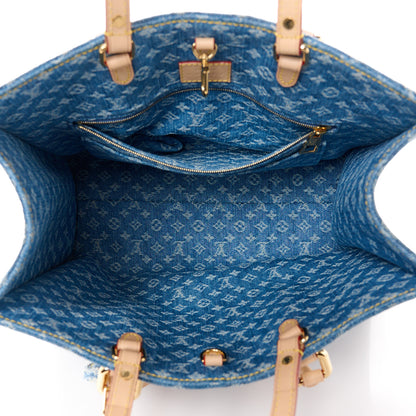 Louis Vuitton Monogram Denim Onthego MM Blue 5 of 9