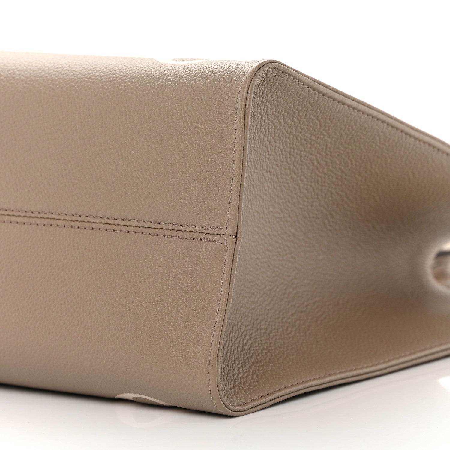 Louis Vuitton Empreinte Monogram Giant Onthego MM Tourterelle Creme 9 of 9