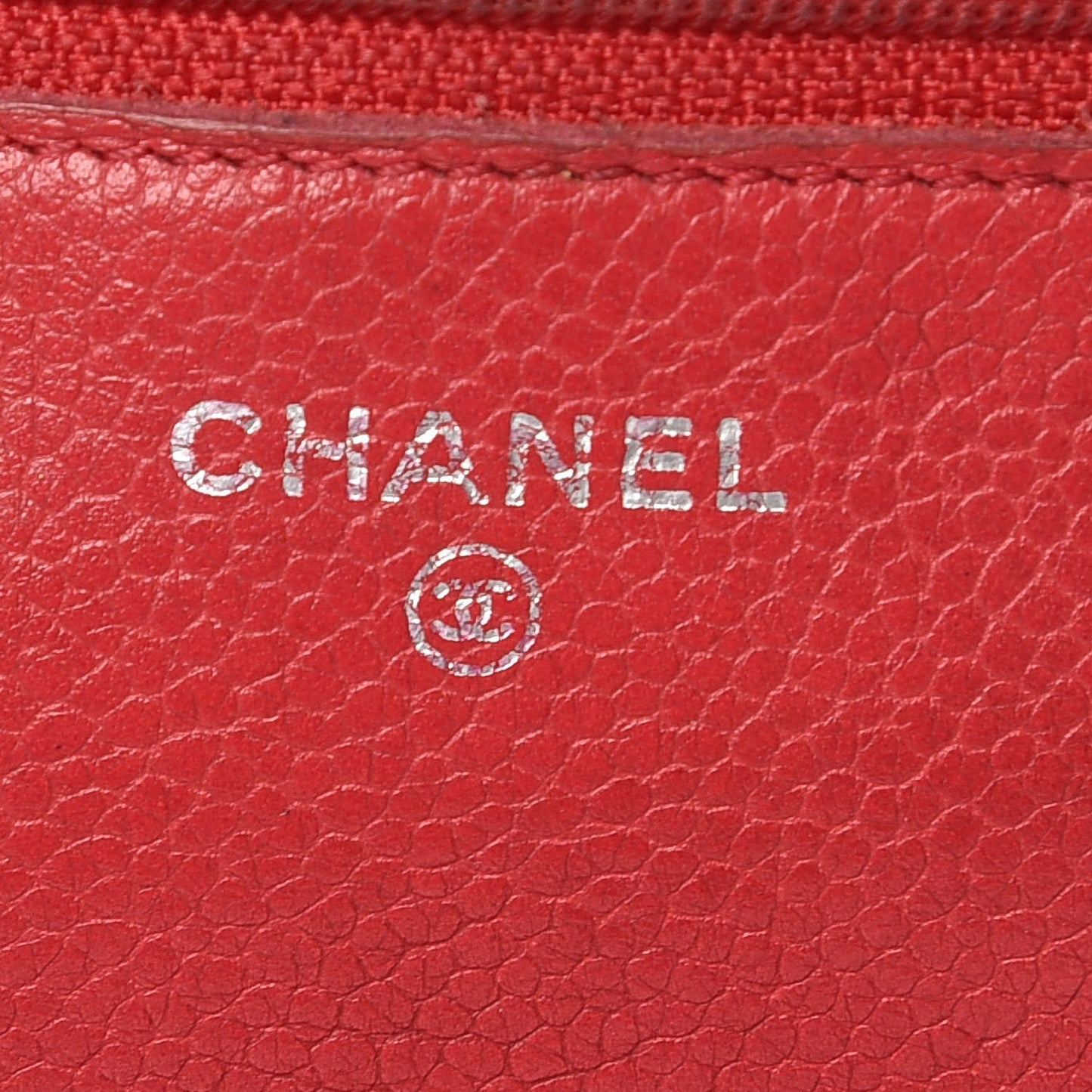 Caviar Quilted Wallet on Chain WOC Red