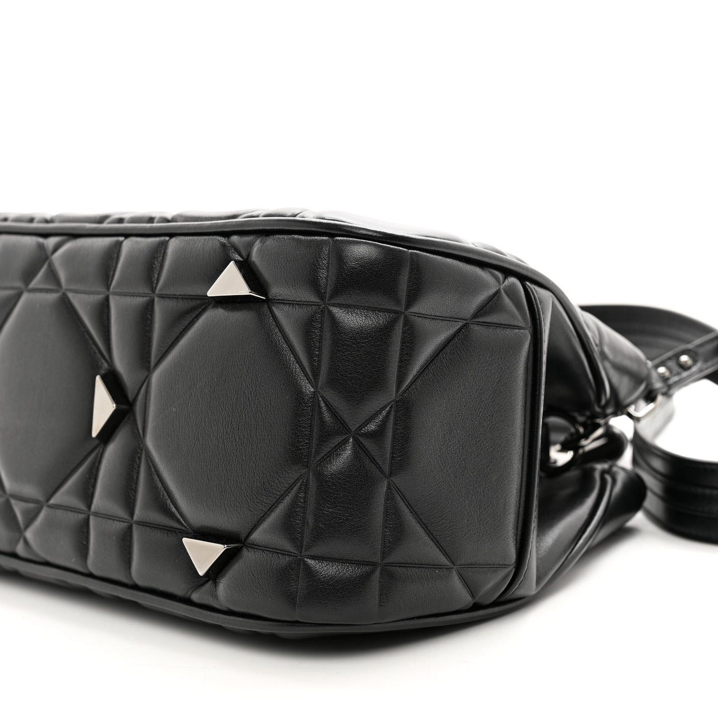 Calfskin Cannage Medium The Lady 95.22 Black