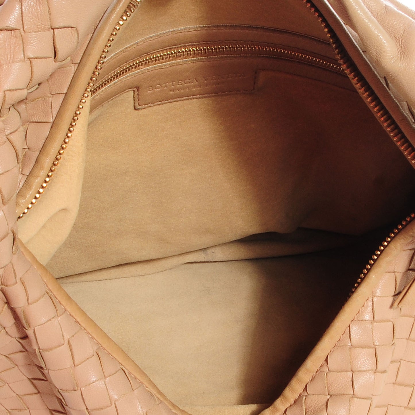 Nappa Intrecciato Medium Veneta Hobo Camel