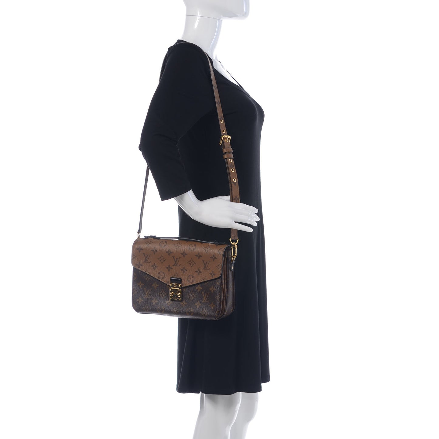 Reverse Monogram Pochette Metis