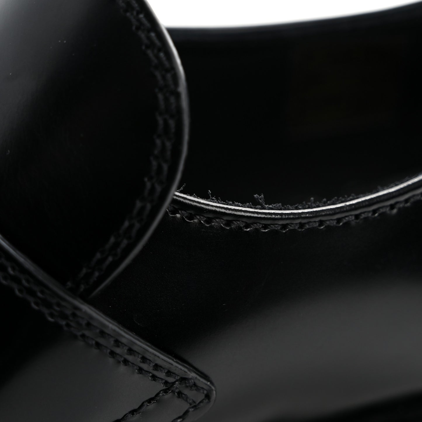 Spazzolato Metal Triangle Logo 50mm Loafers 39 Black